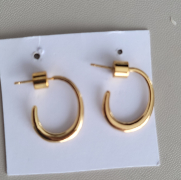 New Gold loop earings 18k - Picture 1 of 2